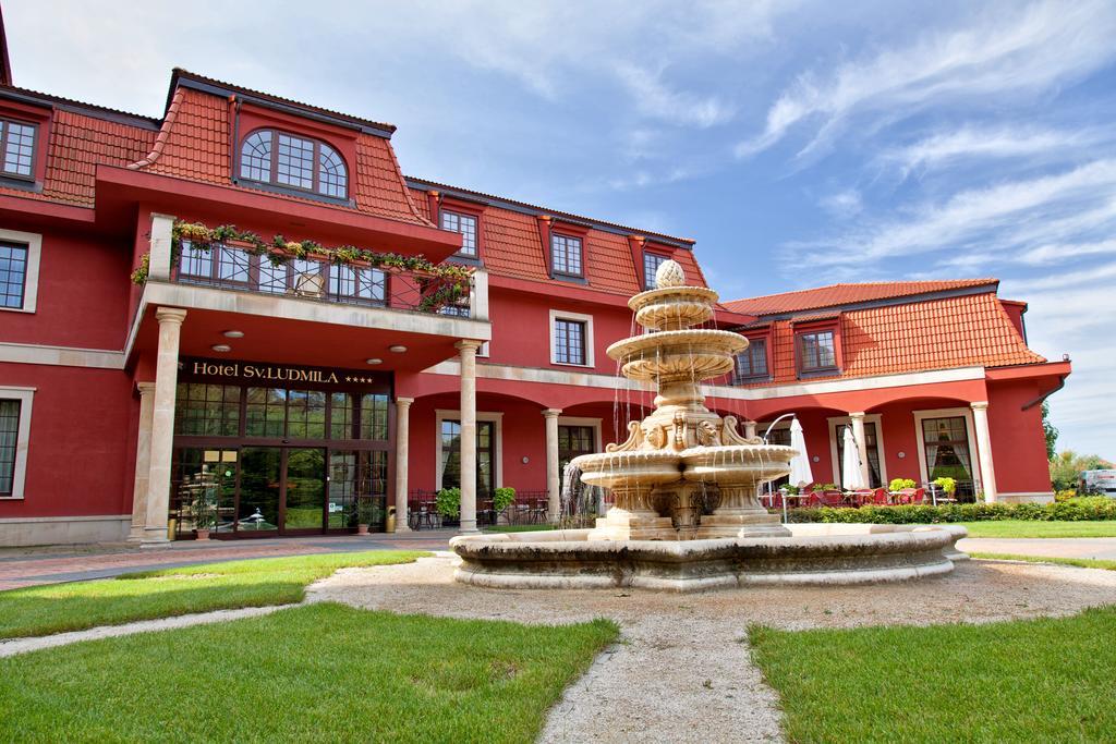 Hotel Sv. Ludmila Skalica Exterior foto