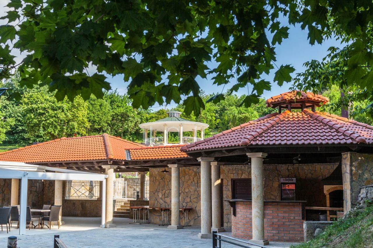 Hotel Sv. Ludmila Skalica Exterior foto